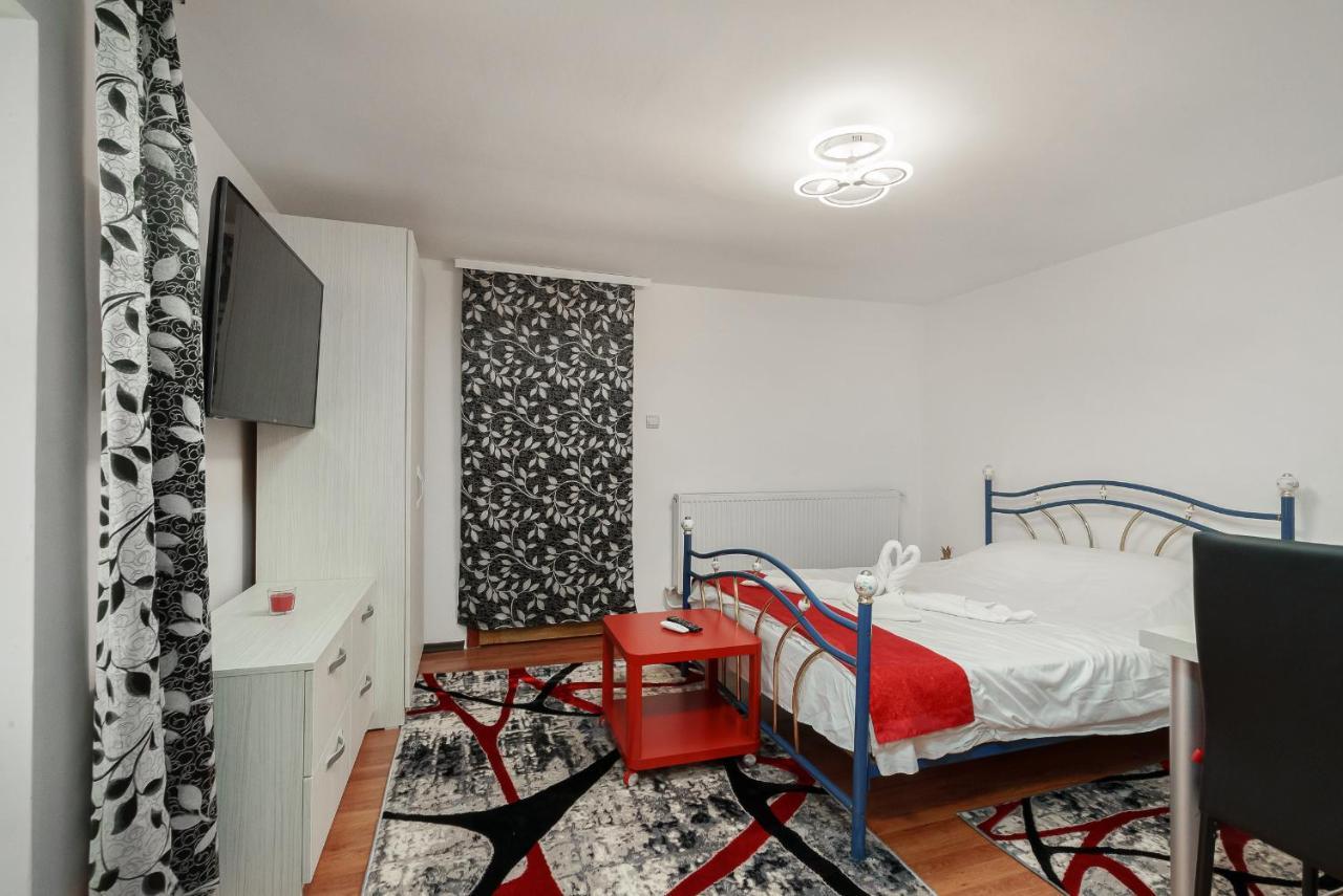 Stone Gate Apartment #3 Bucureşti Exterior foto